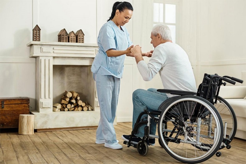 How Home Health Care Service Aid With Elderly People That Helps